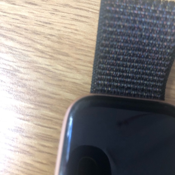 Apple Watch Series 4 Cellular 44mm - Picture 5 of 5